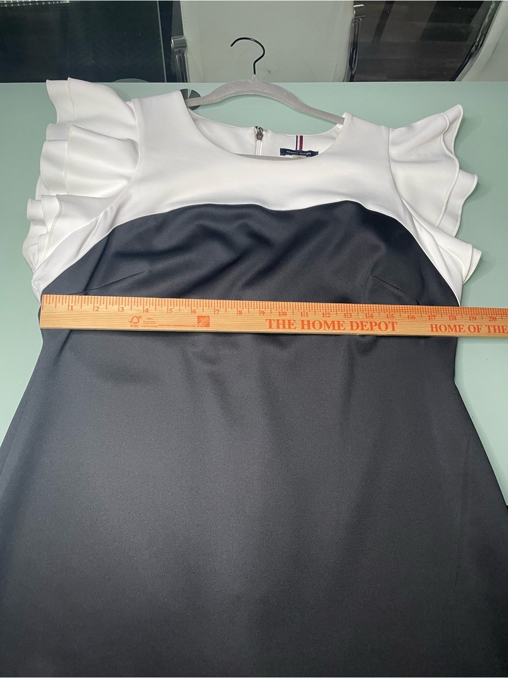 Tommy Hilfiger Black and White Ruffle Cap Sleeve Sheath Dress Plus Size 16 - Picture 9 of 9